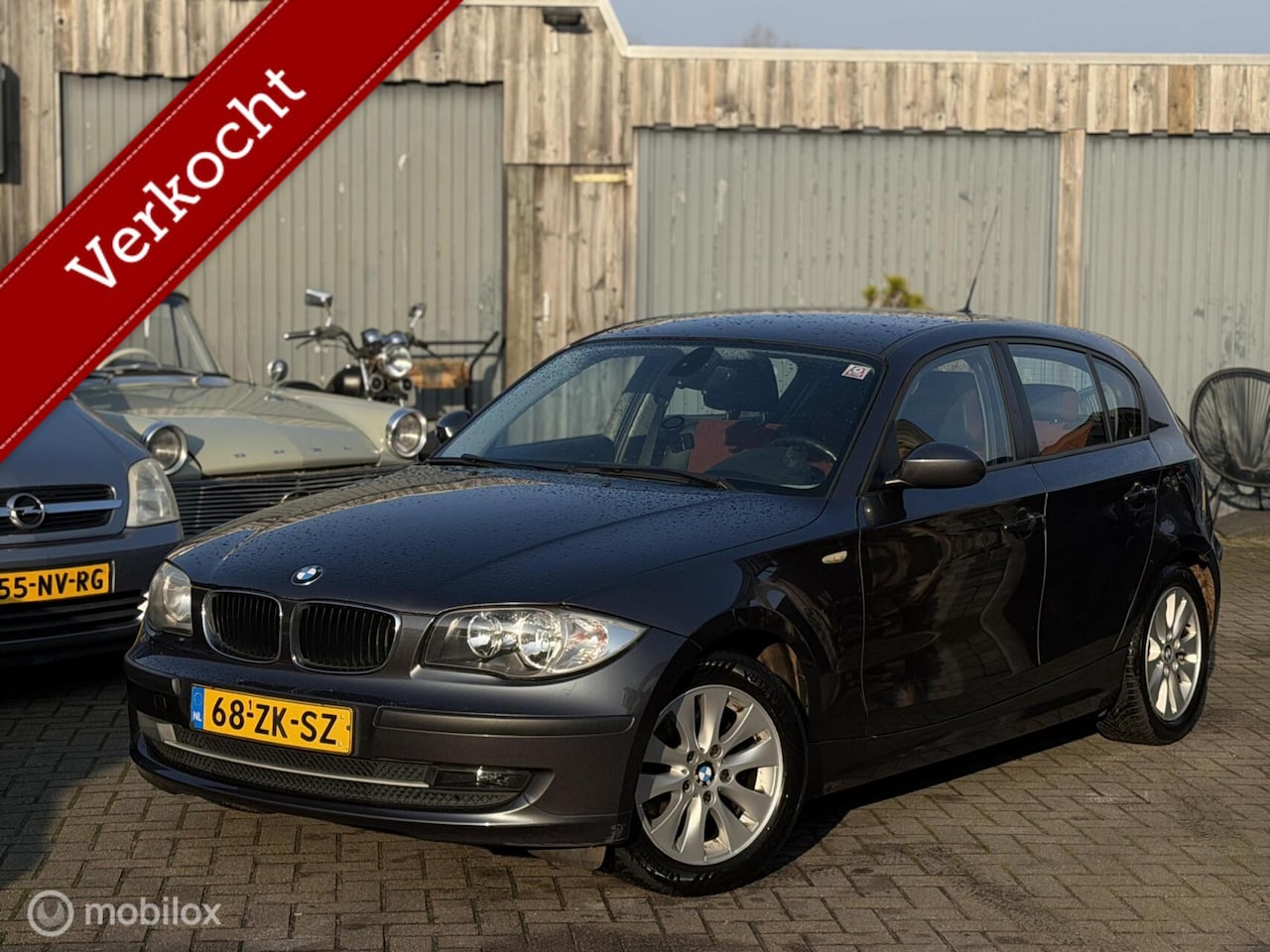 BMW 1-serie - 118i LCI High Executive -NAVI- Apk (09-2026) *INRUIL MOGELIJK* - AutoWereld.nl