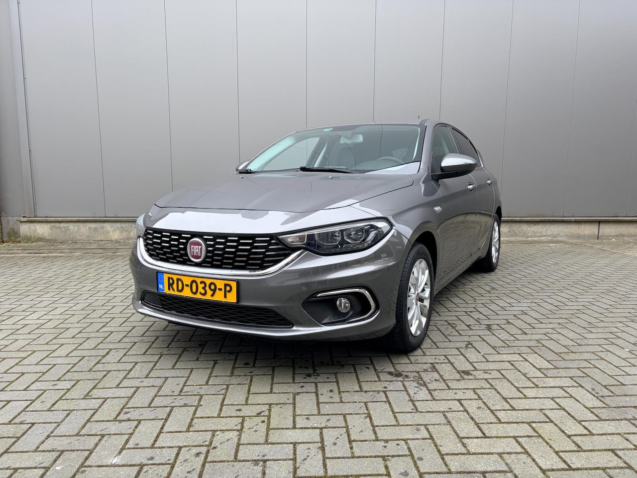 Fiat Tipo - 1.4 T-Jet 16v Business Lusso 1.4 T-Jet 16v Business Lusso - AutoWereld.nl