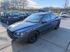 Volvo S60 - 2.4 Edition - Geen APK - Rijdt Goed