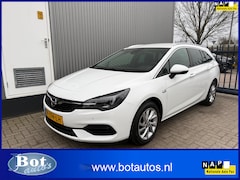 Opel Astra Sports Tourer - 1.2 Business Elegance / 72.000 KM / NAVIGATIE / CAMERA / TREKHAAK / NL-AUTO / CLIMATE / CR