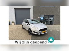 Ford Fiesta - 1.0 Titanium Airco/Stoelverwarming/5Deurs