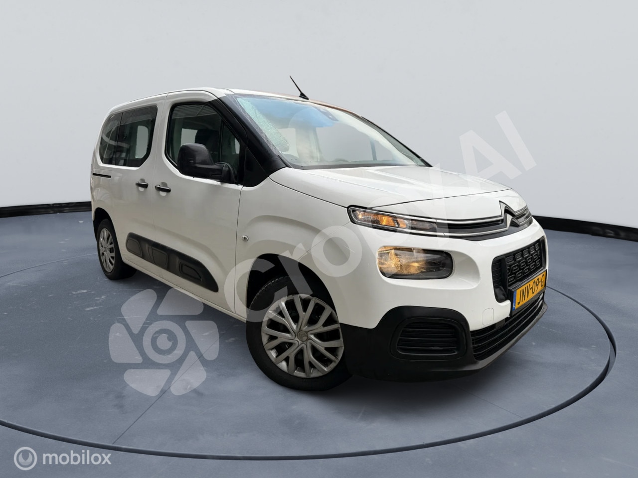 Citroën Berlingo - 1.2 Benzine | Trekhaak | Bluetooth | 5 zit - AutoWereld.nl