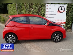 Toyota Aygo - 1.0 VVT-i x-joy met weinig km