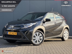 Toyota Aygo X - 1.0 VVT-i MT Play | Draadloze carplay | Airco | Adapt. cruise control |