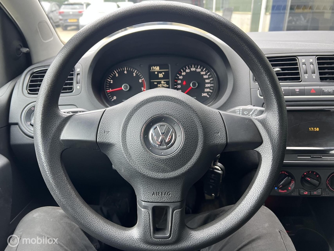 Volkswagen Polo - 1.2 Easyline 6R (Apple Carplay radio) - AutoWereld.nl