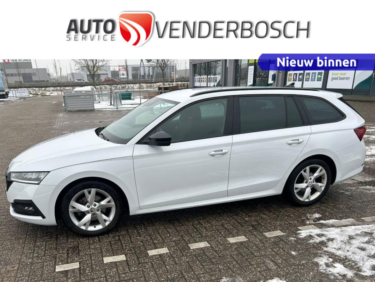 Skoda Octavia Combi - 1.0 TSI Sport Business 110pk | Carplay | Trekhaak - AutoWereld.nl