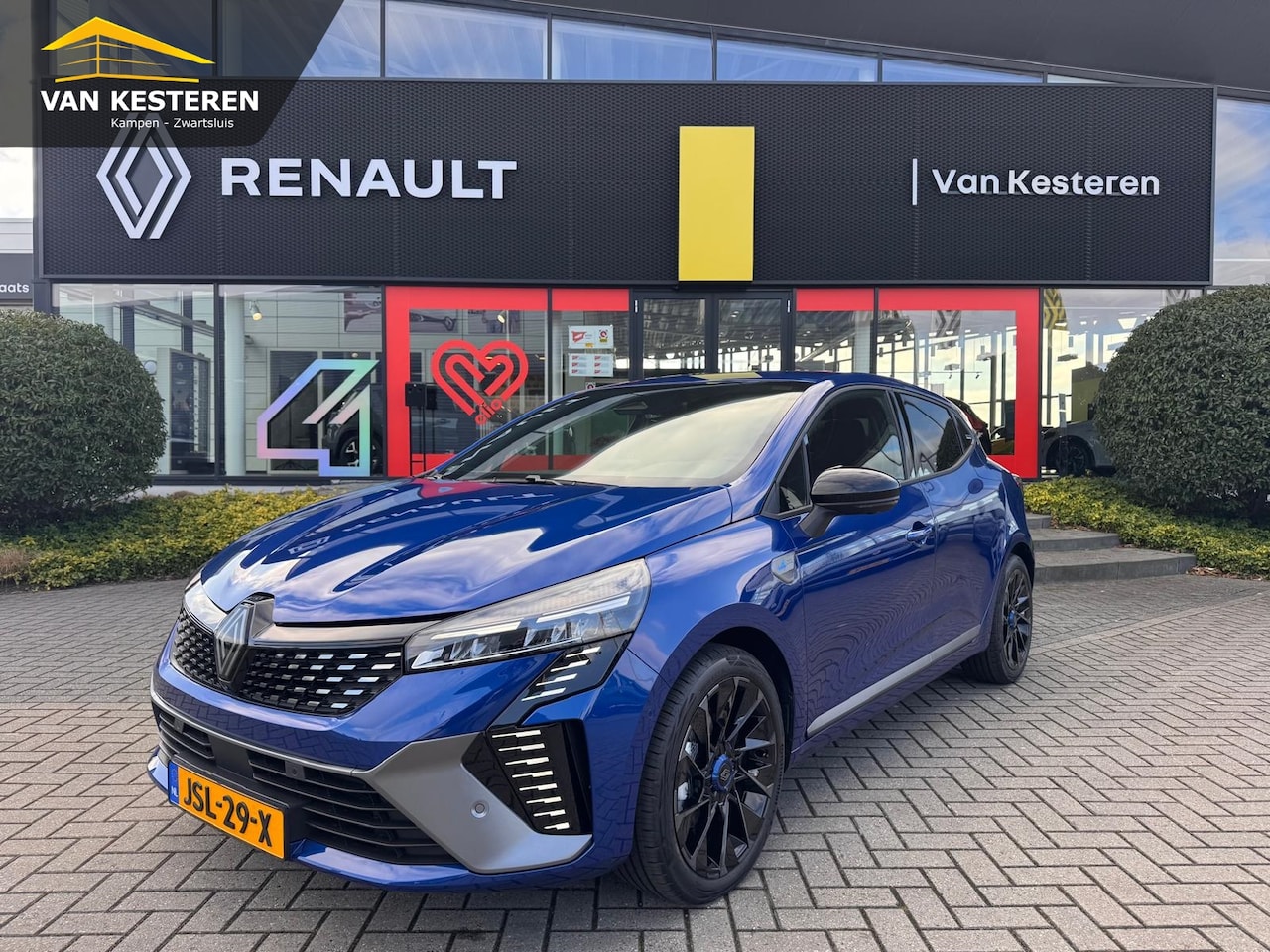 Renault Clio - E-Tech Hybrid 145pk Esprit Alpine / Full option/ Nieuw/ ACC/ Stoel&stuurverwarming/ 360gr - AutoWereld.nl