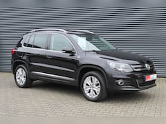 Volkswagen Tiguan - 1.4 TSi SportenStyle Uitv. NAVIGATIE