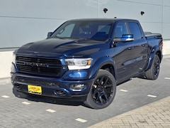 Dodge Ram 1500 - LARAMIE 4X4 CREW CAB 5.7 LTR V8 AUT. NIGHT EDITION