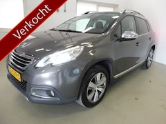 Peugeot 2008 - 1.2 PureTech Blue Lease Executive Trekhaak | Pano | Cruise | Navi | Clima | Stof/leer | LM