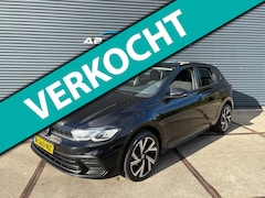 Volkswagen Polo - 1.0 TSI Life PARKEER SENOREN/ CARPLAY/ NAVI