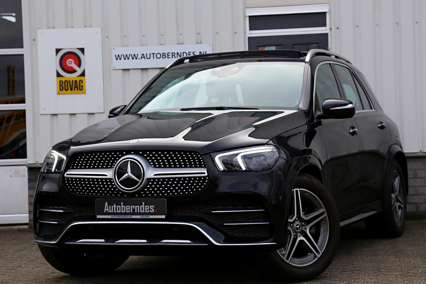Mercedes-Benz GLE-Klasse - 350 e Plug in hybride 4MATIC AMG*Perfect MB Onderh.*Pano/Elek. Trekhaak/Burmester/ACC met - AutoWereld.nl