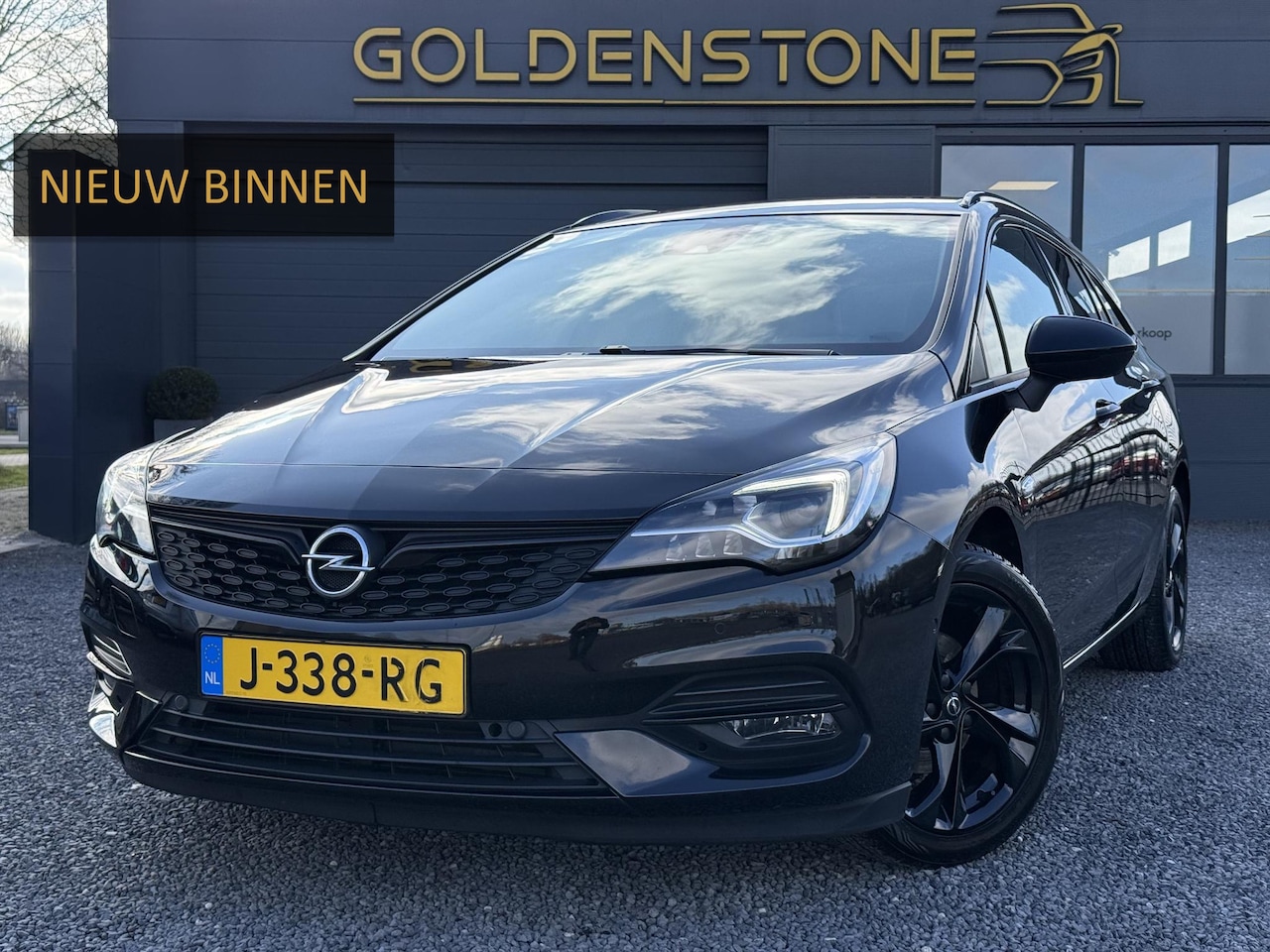 Opel Astra Sports Tourer - 1.2 Ultimate 2e Eigenaar,Leder-Alcantara,146pk,6 Bak,Navi,Camera,Stoelverw-Stuurverw.Keyle - AutoWereld.nl