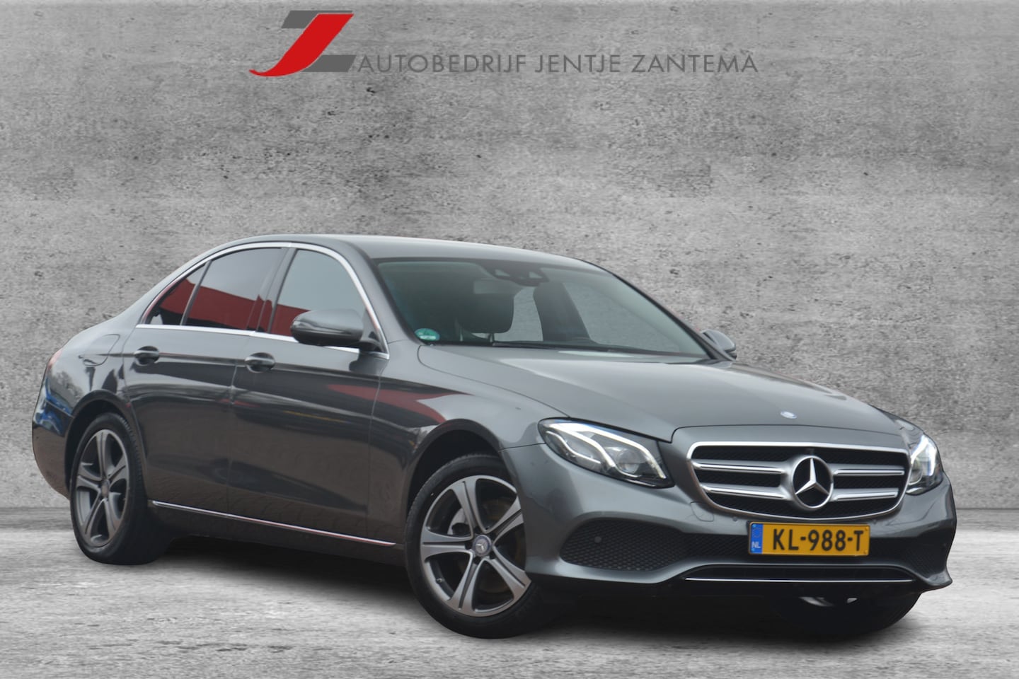 Mercedes-Benz E-klasse - 200 Prestige Plus | Widescreen | Sfeerverlichting | Full LED | 360 camera | ACC | Sportsto - AutoWereld.nl