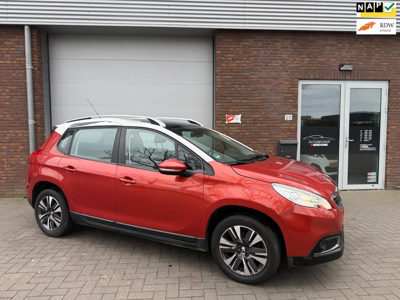 Peugeot 2008 - 1.2 PureTech Active|AUTOMAAT|NIEUWE APK|PANO - AutoWereld.nl