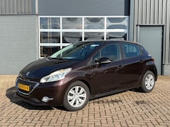 Peugeot 208 - 1.4 VTi Envy Climate control Parkeersensoren