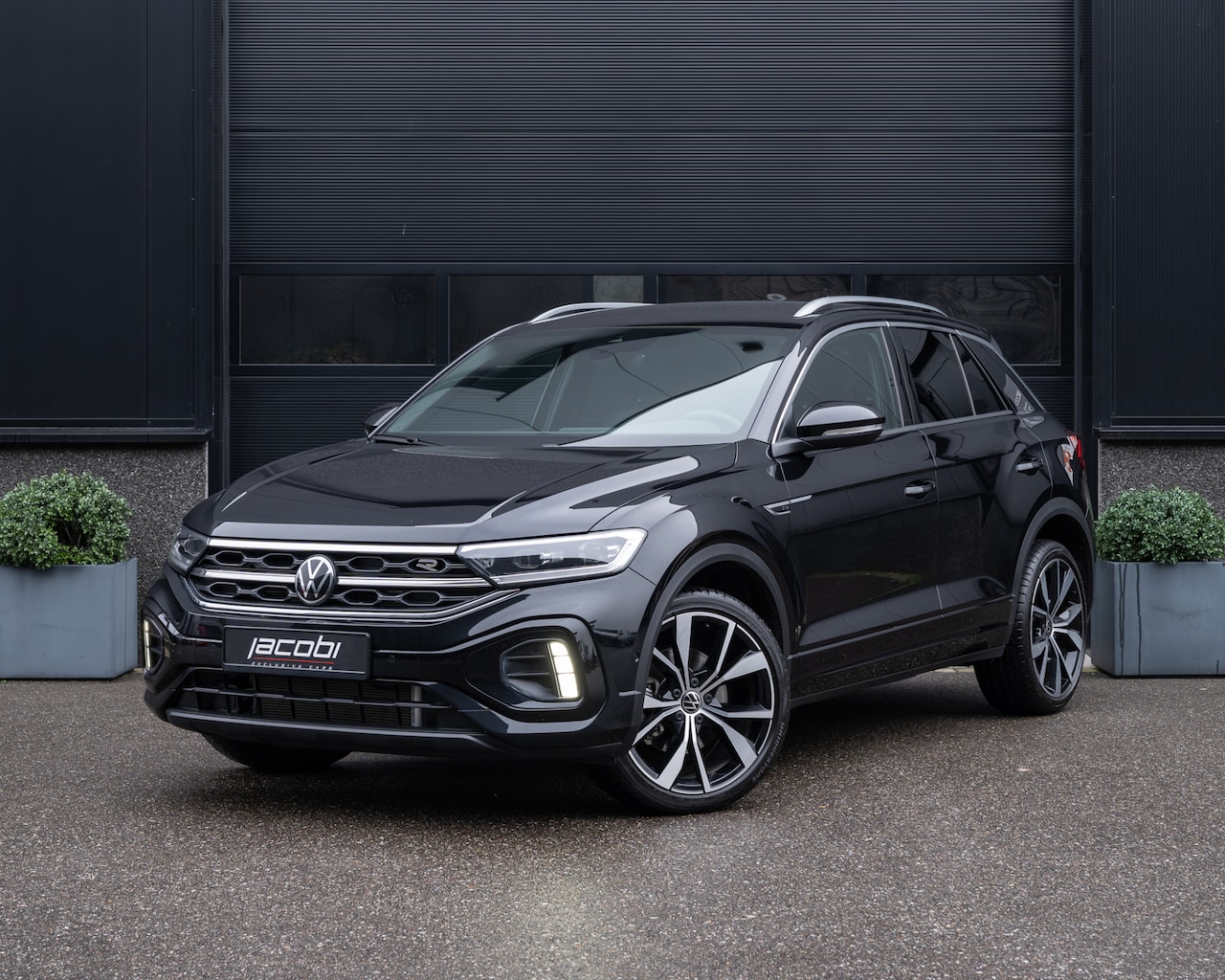 Volkswagen T-Roc - 1.5 TSI | 3X R-Line | IQ Lights | Virtual | Harman Kardon | Elektr Achterklep | Lane Assis - AutoWereld.nl