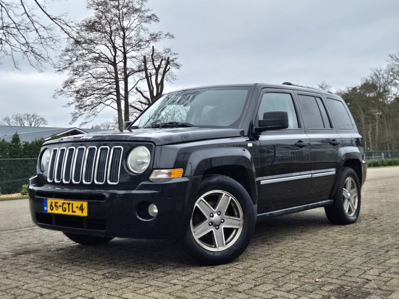 Jeep Patriot - 2.4 Ltd Liberty 4x4 - AutoWereld.nl