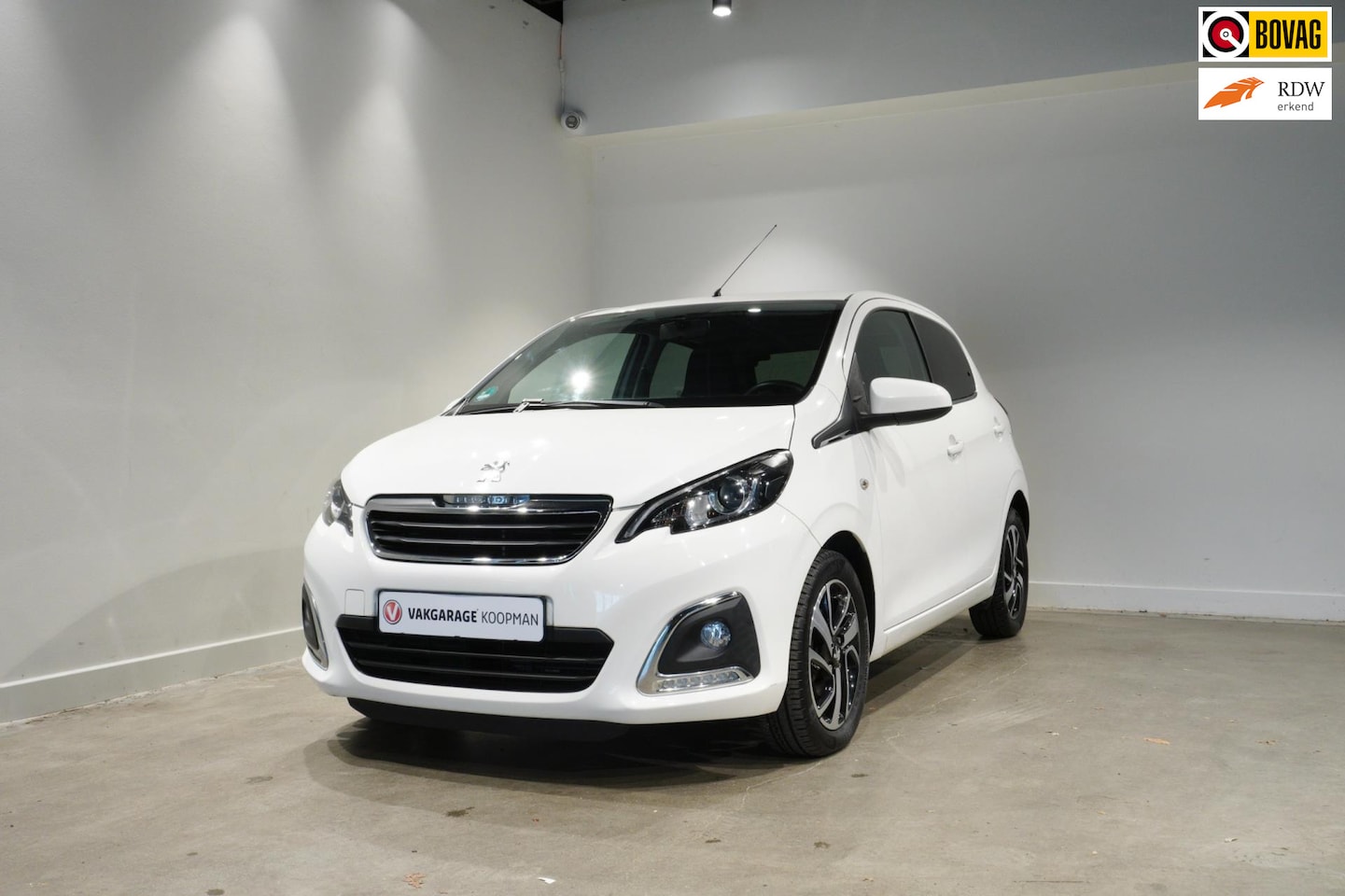 Peugeot 108 - 1.2 VTi Allure 1.2 VTi Allure - AutoWereld.nl
