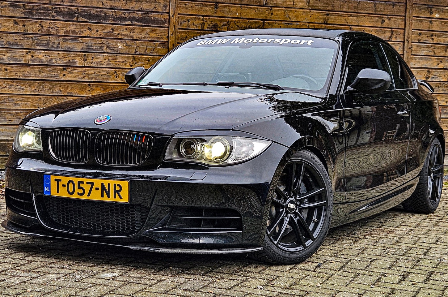 BMW 1-serie Coupé - 135i High Executive |M-PAKKET|350 PK|SMG|*CONCOURSSTAAT* - AutoWereld.nl