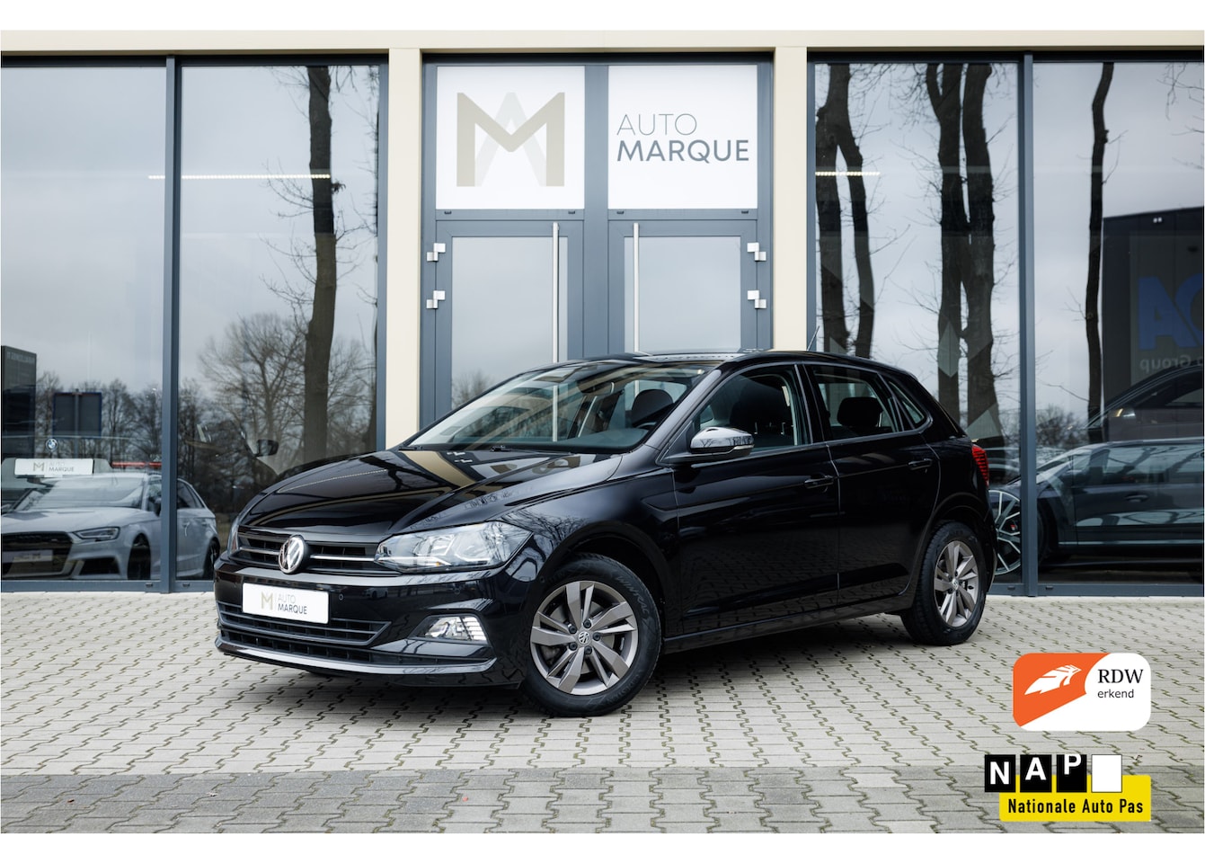 Volkswagen Polo - 1.0 TSI 115PK Comfortline Business | Navigatie | Apple CarPlay | 6 Versnellingen | Parkeer - AutoWereld.nl