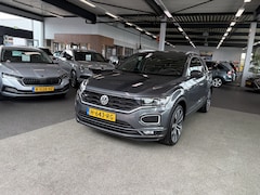 Volkswagen T-Roc - 1.5 TSi 150PK DSG Sport Bns R-Line AFN.TREKHAAK/19INCH/CAMERA/NAVI/VIRTUAL/CARPLAY/PDC