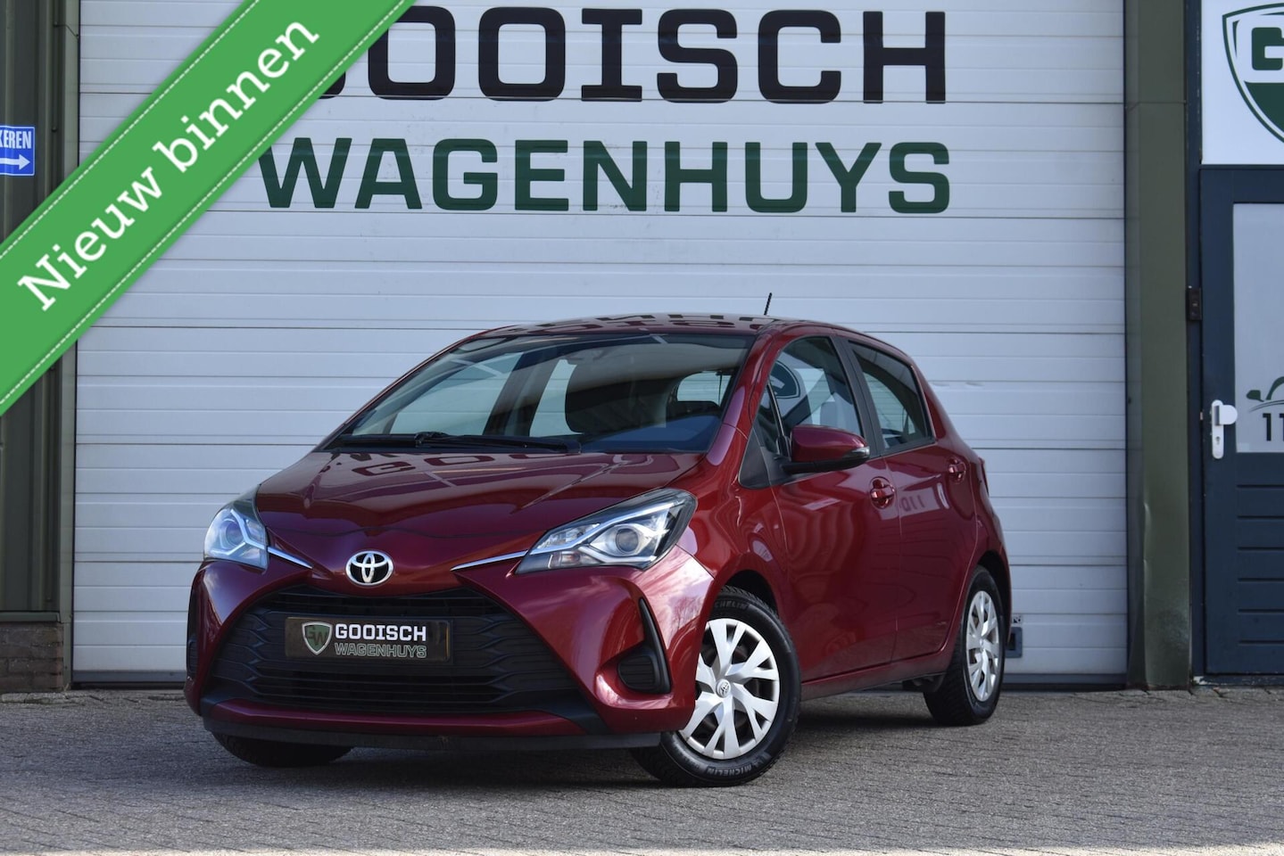 Toyota Yaris - 1.0 VVT-i Active | Carplay | Camera | Cruise | Climate | - AutoWereld.nl