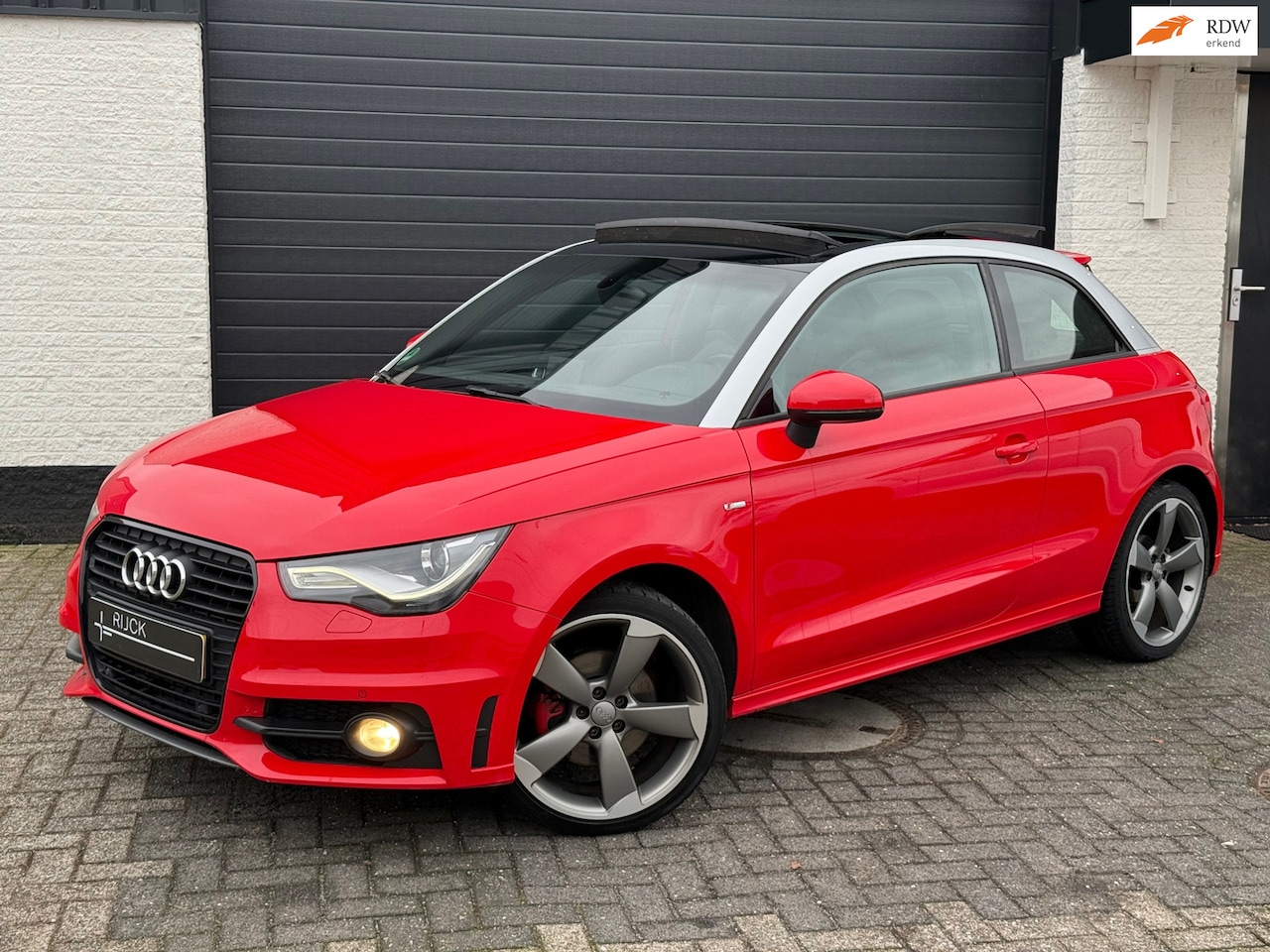 Audi A1 - 1.4 TFSI S- line | Automaat | 185 PK | Pano | Leder | 18 inch | Stoelverwarming - AutoWereld.nl