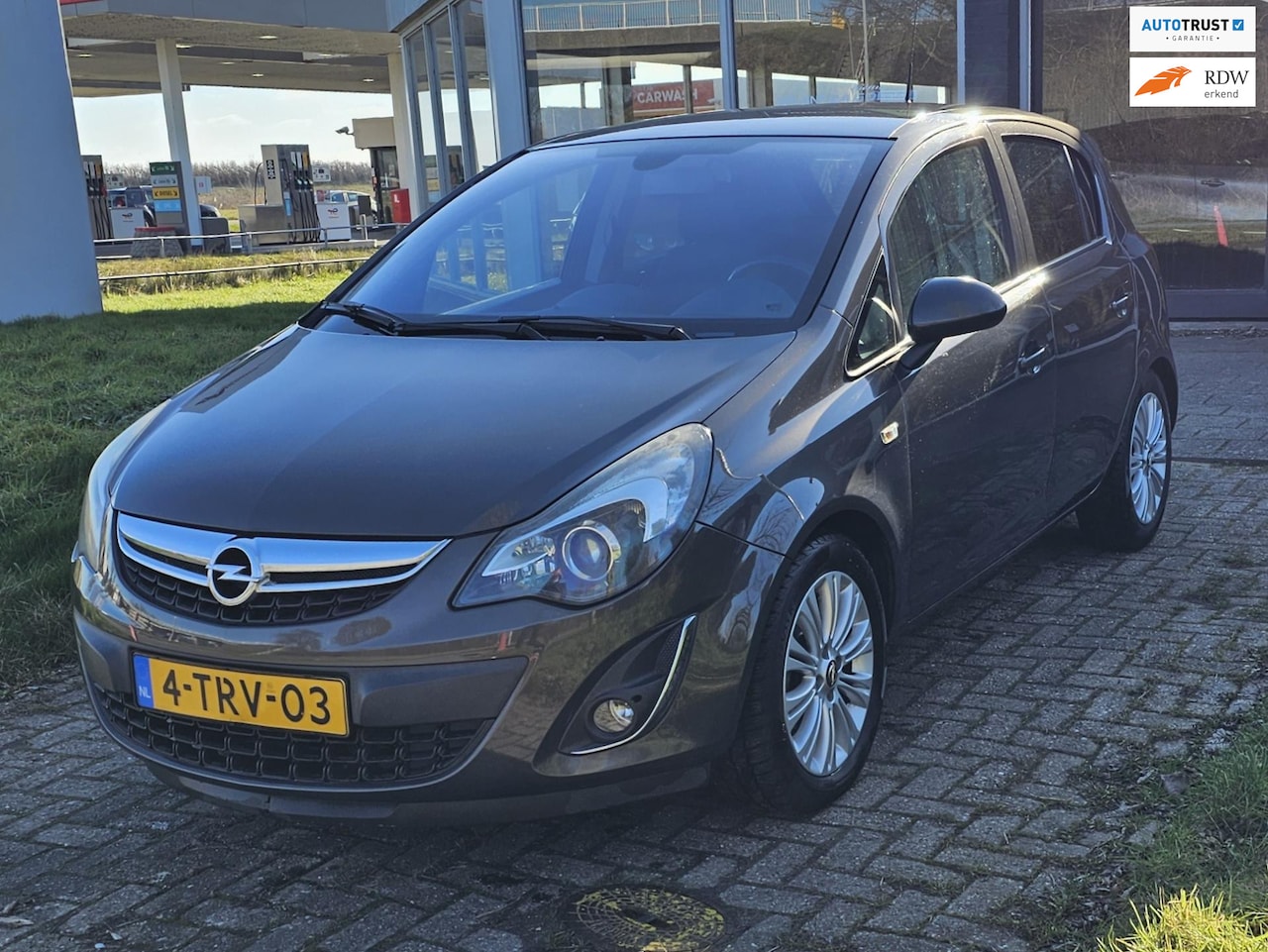 Opel Corsa - 1.4-16V Cosmo 1.4-16V Cosmo - AutoWereld.nl
