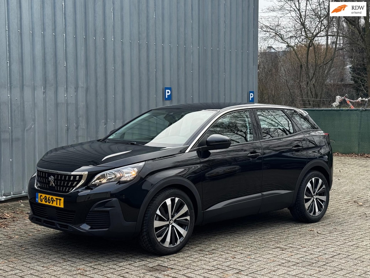 Peugeot 3008 - 1.2 PureTech / 19" Velgen / Driem vernieuwd / Nette auto! - AutoWereld.nl