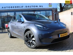 Tesla Model Y - Long Range AWD 75 kWh TREKHAAK /Enhanced AUTOPILOT