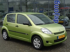 Daihatsu Sirion 2 - 1.0-12V Slim | NL auto | 1e eigenaar! | Zuinige hoogzit | Elektrisch pakket | Origineel audio