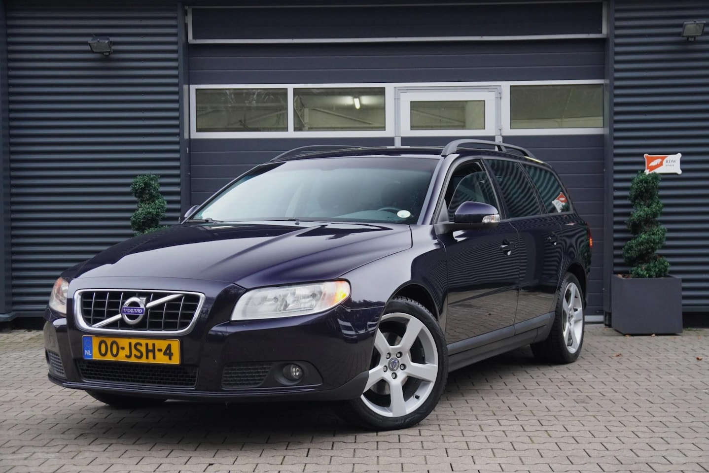 Volvo V70 - 2.0D Limited Edition LEDER NAVI NETTE AUTO - AutoWereld.nl