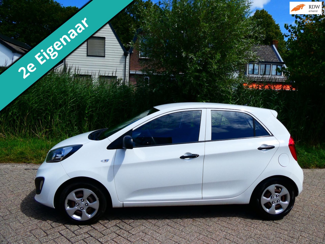 Kia Picanto - 1.0 CVVT 5-deurs Airco 2e eig. Trekhaak Hoge instap Zuinig - AutoWereld.nl