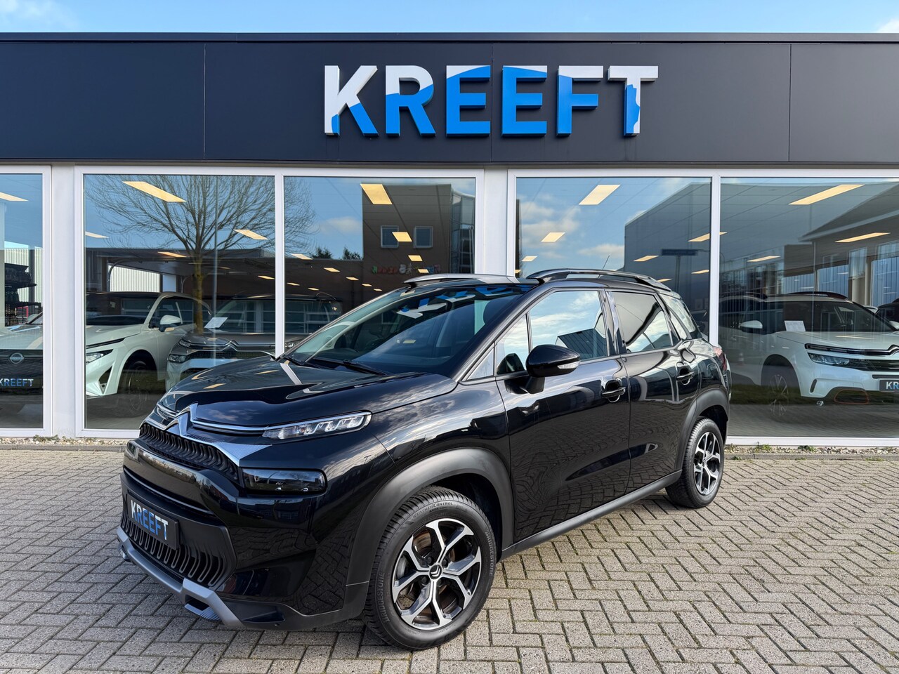 Citroën C3 Aircross - 1.2 PureTech Shine Navi | App | Cruise | Metallic - AutoWereld.nl