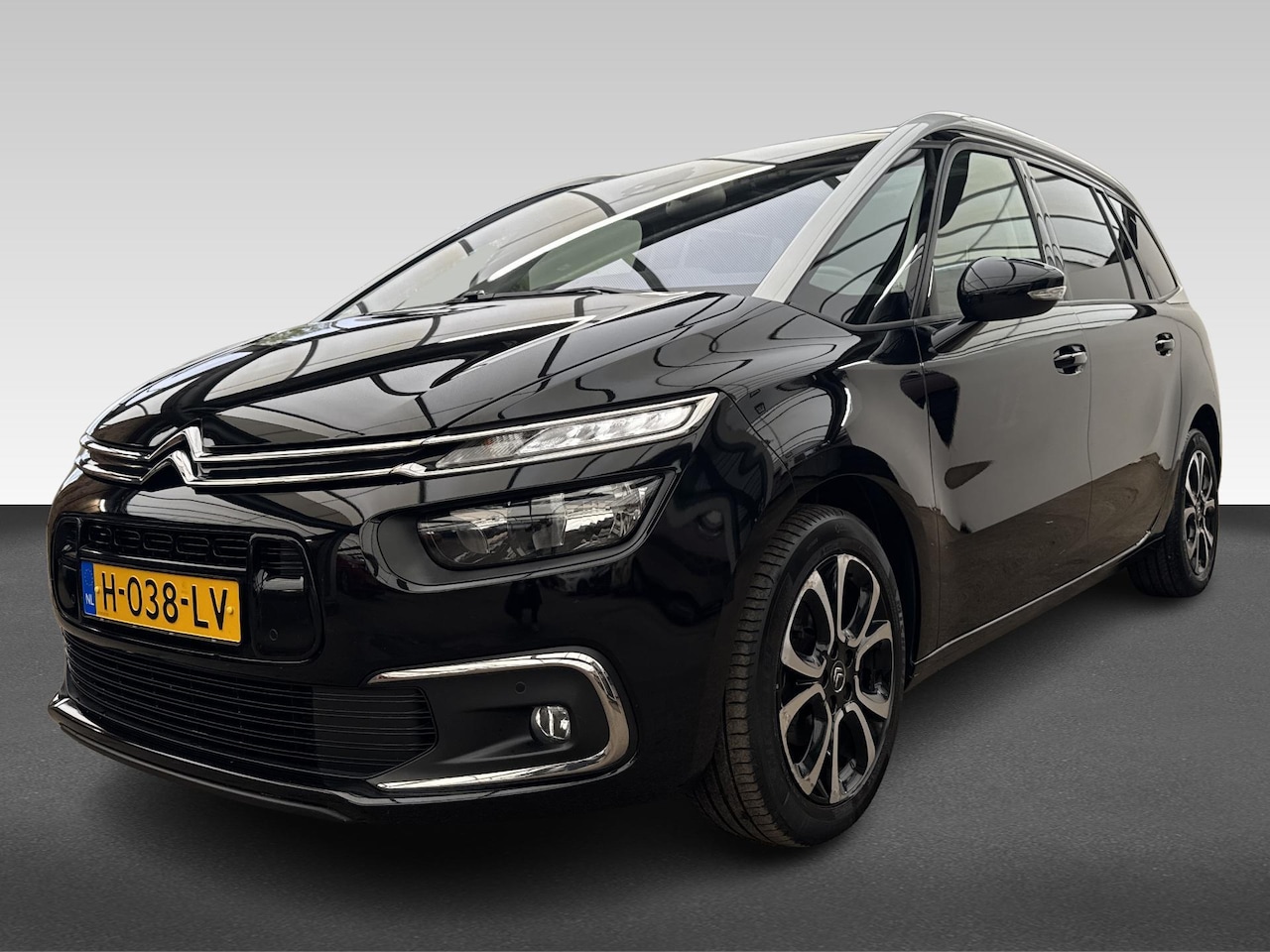 Citroën Grand C4 SpaceTourer - 1.2 PureTech 130pk Shine 7-PERS | STOELVERW | CARPLAY | CRUISE - AutoWereld.nl