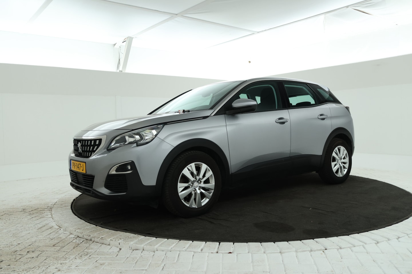 Peugeot 3008 - 1.2 PureTech Active Automaat, NIeuwe db-set 2e eig. - AutoWereld.nl