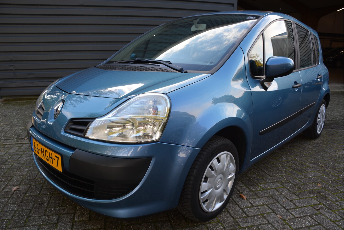 Renault Grand Modus - 1.2-16V Expression Automaat Trekhaak Airco - AutoWereld.nl