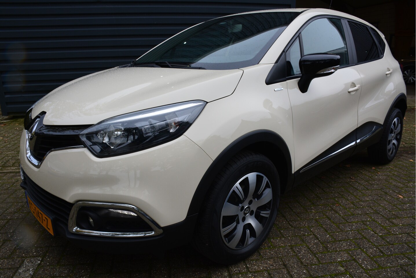 Renault Captur - 0.9 TCe Limited Trekhaak Airco PDC - AutoWereld.nl