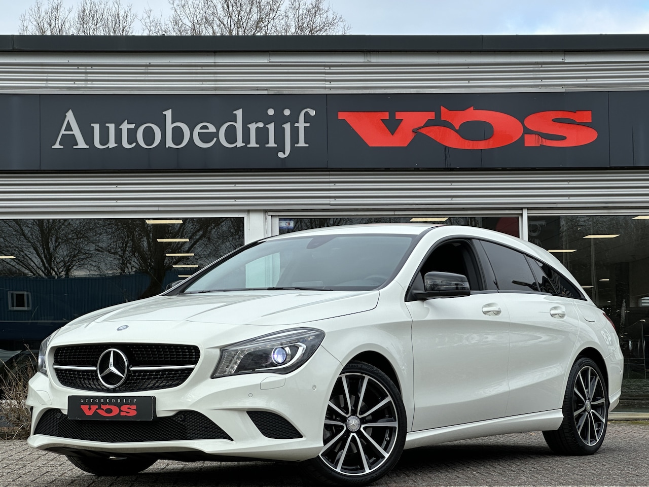 Mercedes-Benz CLA-klasse Shooting Brake - 180 Night Pakket | Navi | Cruise | Stoelverwarming | - AutoWereld.nl
