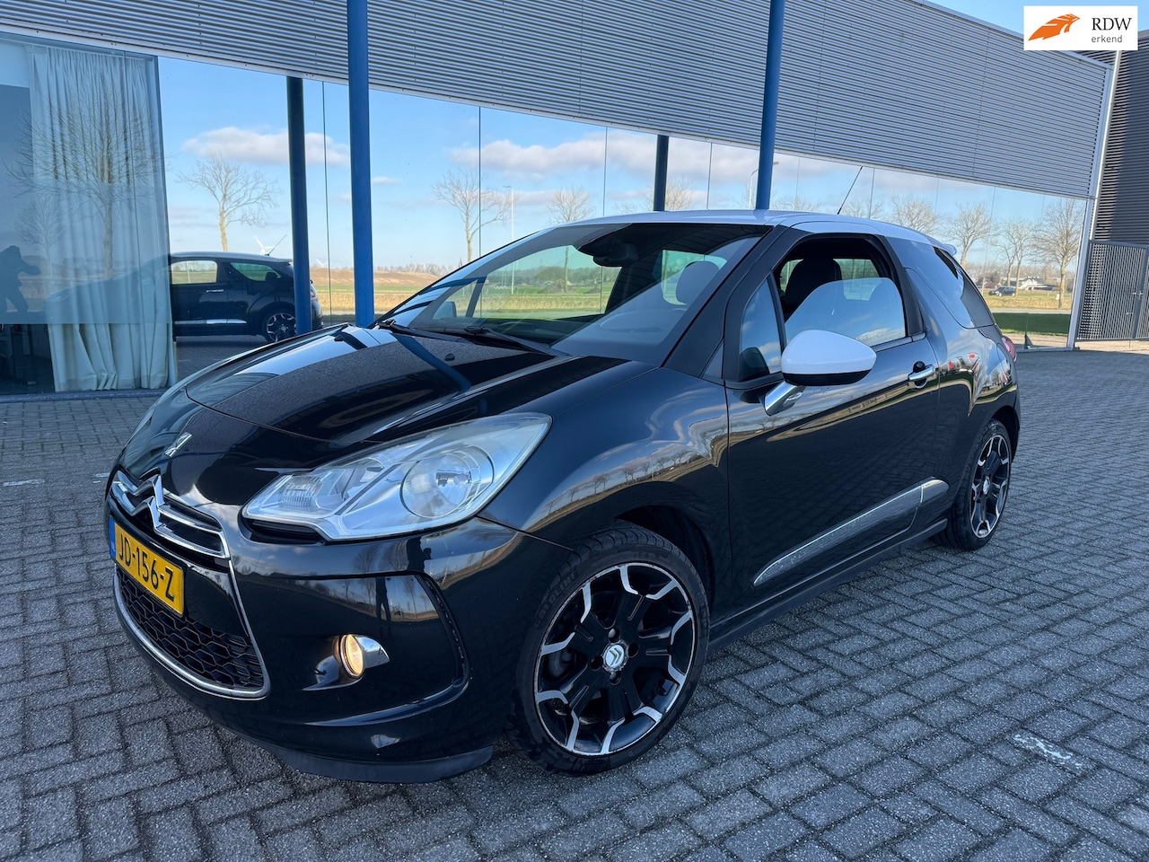 Citroën DS3 - 1.6 THP Sport Chic CLIMA/CRUISE/APK 2-2027 - AutoWereld.nl