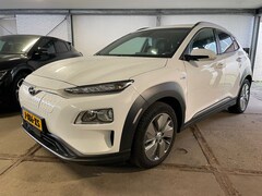 Hyundai Kona Electric - EV Fashion 64 kWh | Half leder | head ups display | achteruitrijcamera