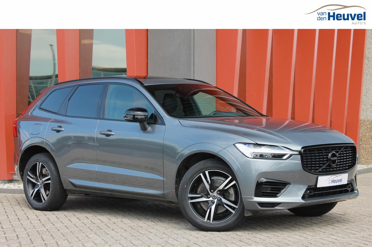 Volvo XC60 - T6 Recharge AWD R-Design | Stoelverwarming | - AutoWereld.nl