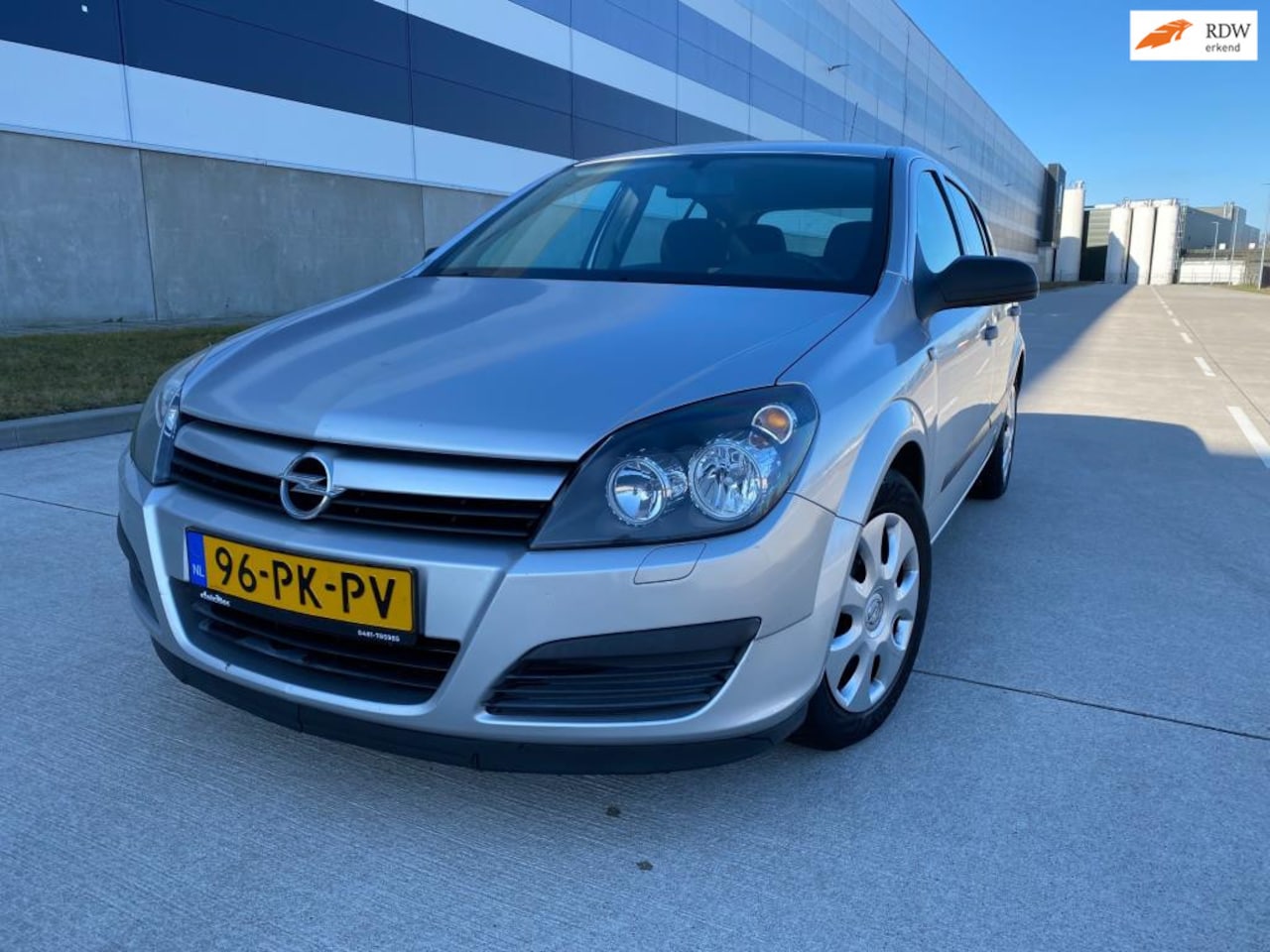 Opel Astra - 1.6 Essentia AIRCO/CRS.CNTR./ELEC.RMN/APK 2-27 - AutoWereld.nl