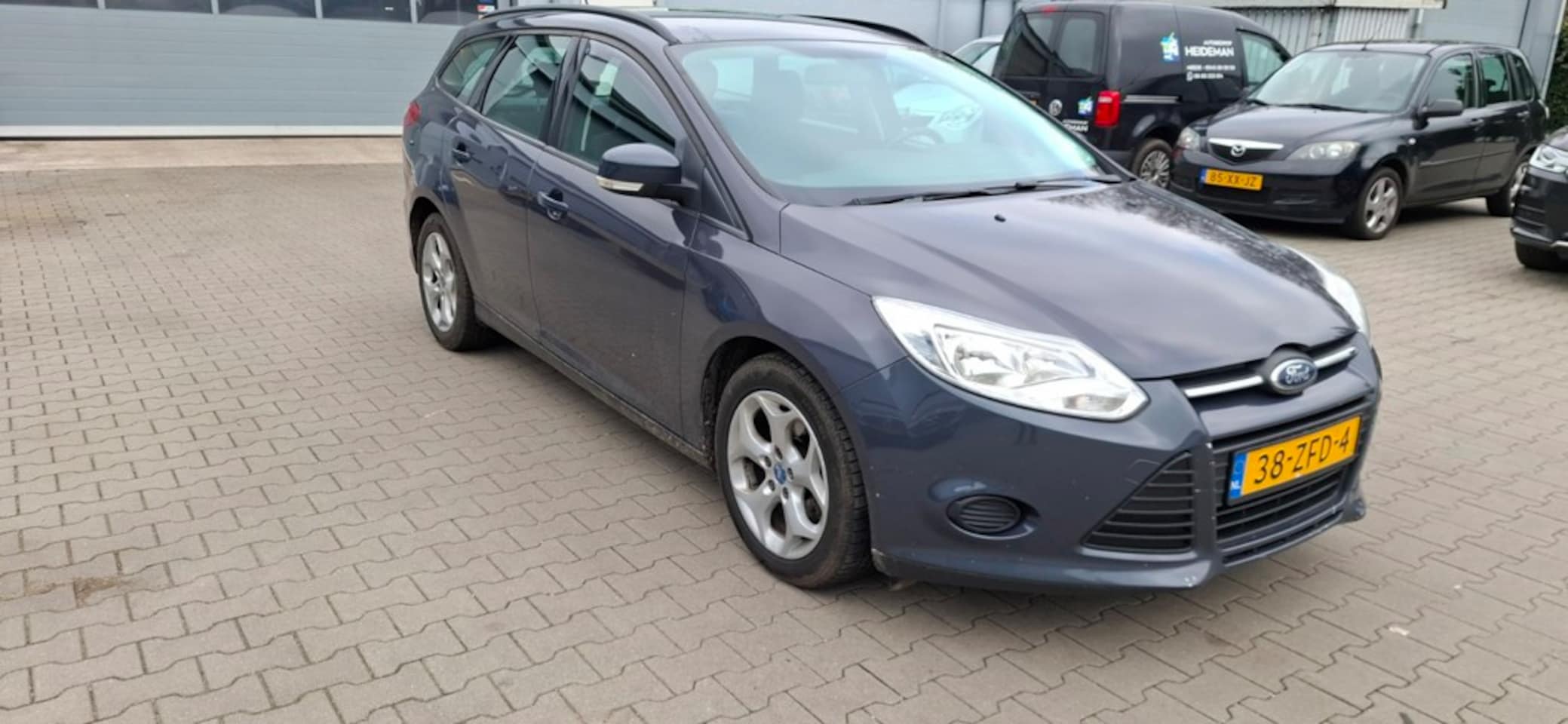 Ford Focus Wagon - 1.6 TDCI Lease Trend 1.6 TDCI Lease Trend - AutoWereld.nl