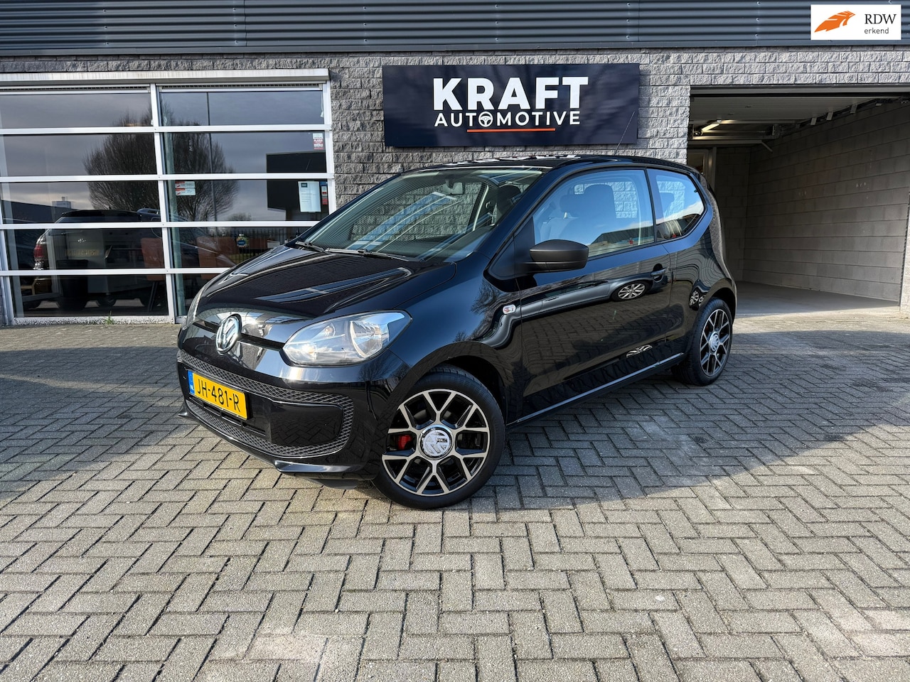 Volkswagen Up! - 1.0 move up! | Airco | Elektra pakket | Weinig km! | Nette staat | Incl nieuwe APK | - AutoWereld.nl