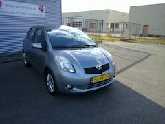 Toyota Yaris - 1.3 VVTi Sol Unieke km.stand Staat in Hoogeveen