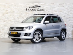 Volkswagen Tiguan - 1.4 TSI Sport&Style R-line Edition | PANO | LEDER | NWE KETTING | TREKHAAK | NAP |