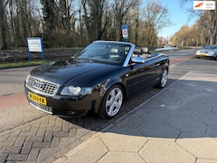 Audi A4 Cabriolet - 4.2 V8 S4 quattro Pro line