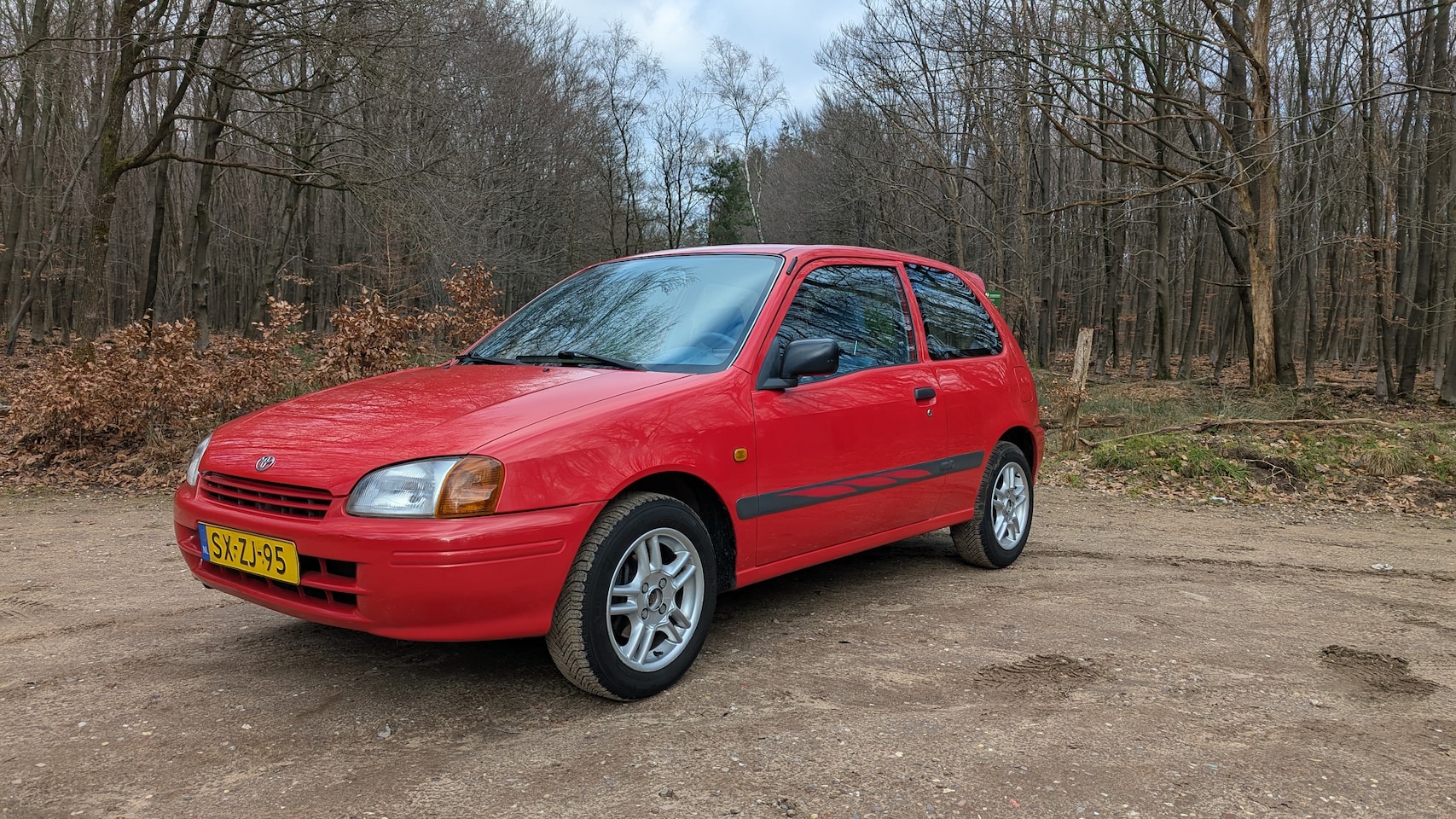 Toyota Starlet - 1.3-16V - AutoWereld.nl